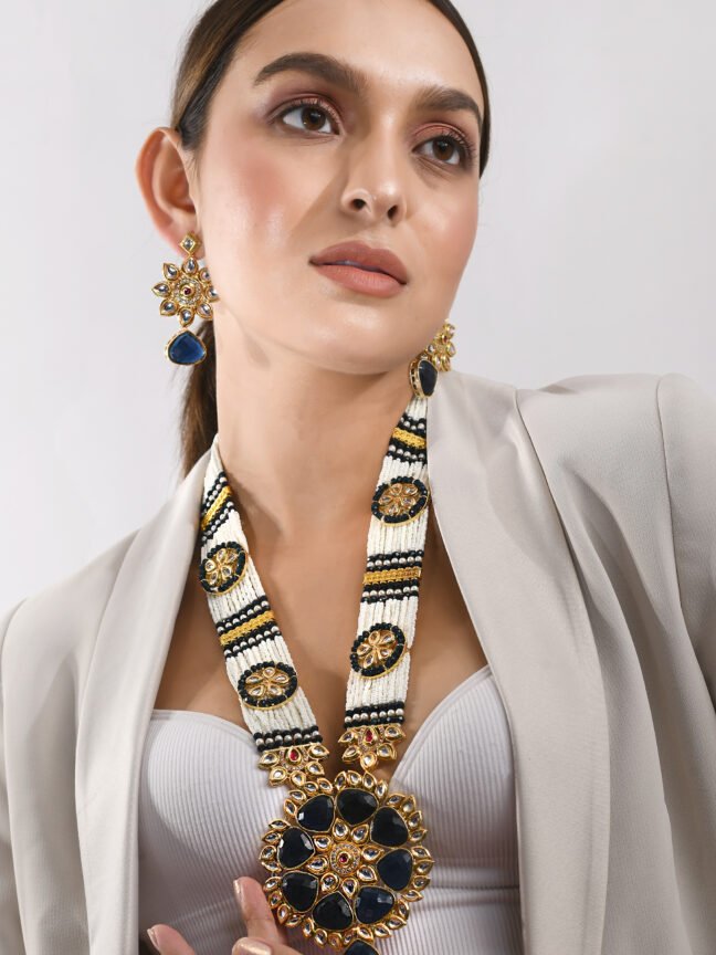 Deep Blue Stone & Pearl Long Pendant Necklace