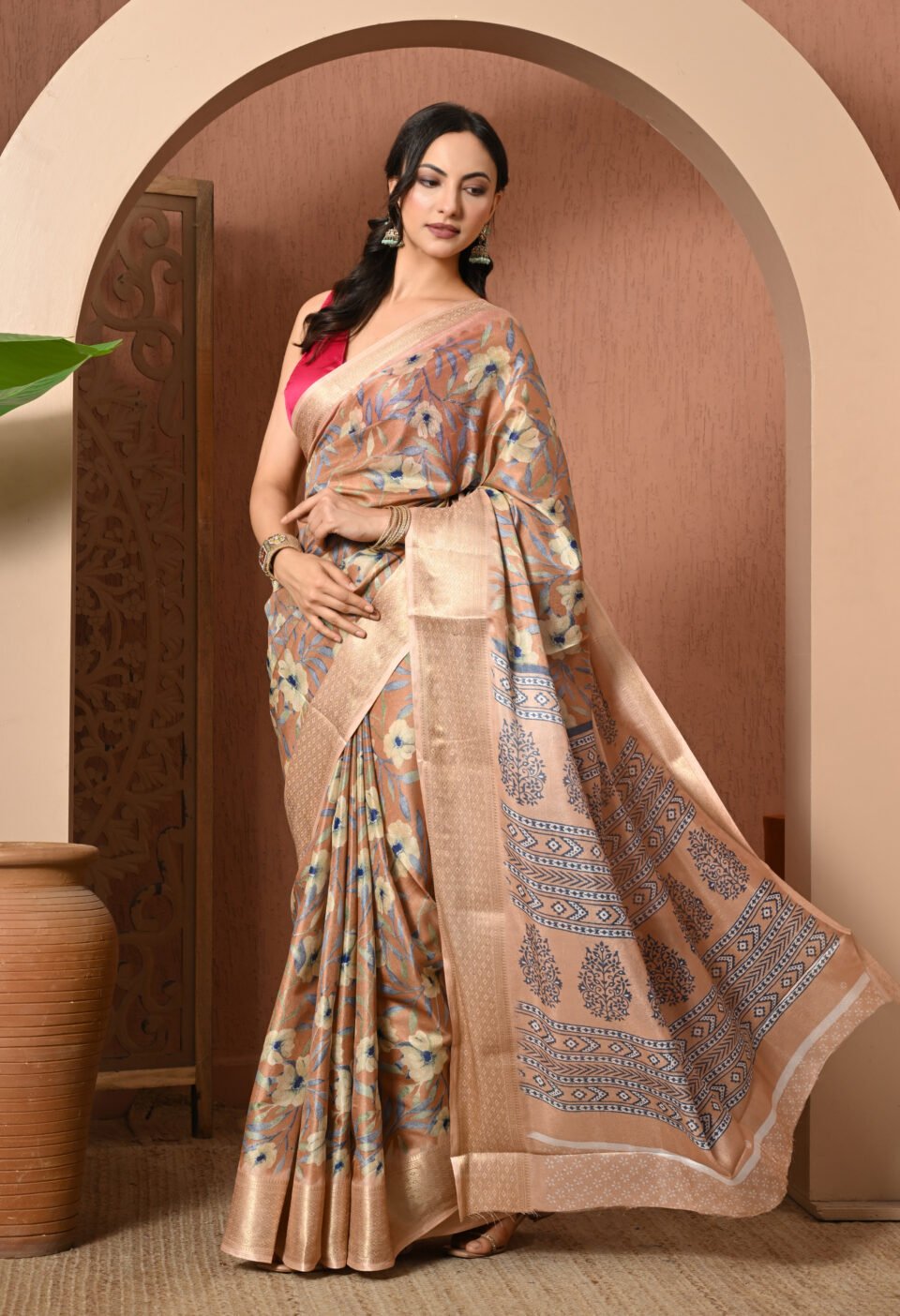 The "It-Girl" Floral Pallu-Slay Saree Alternate