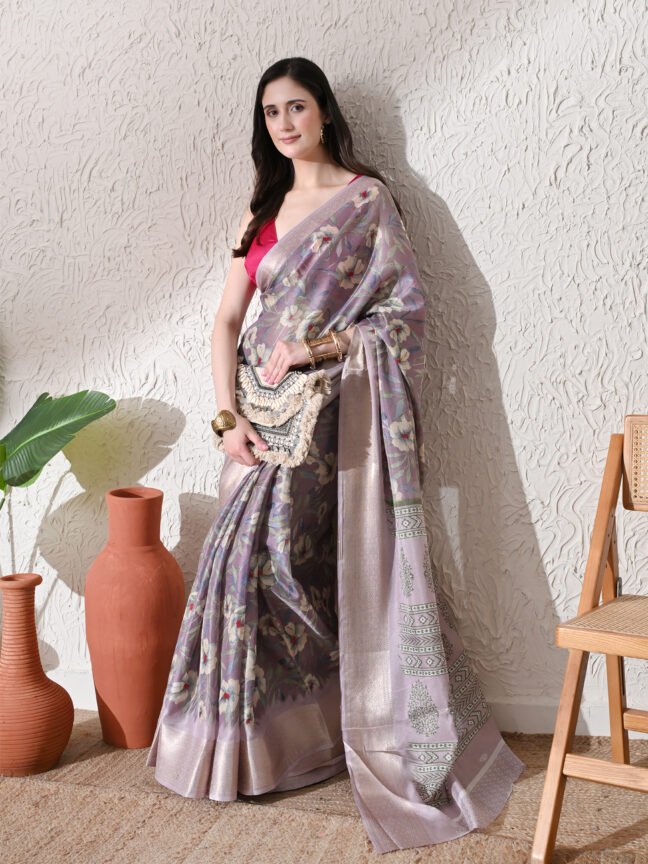 Lavender Bloom Banarasi Elegance Saree